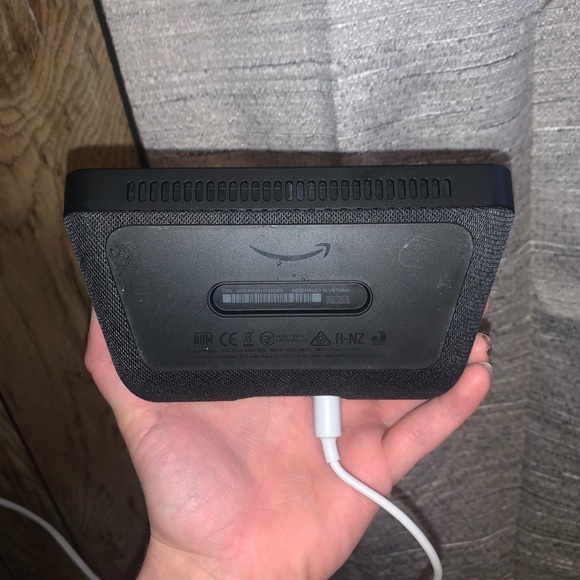 Amazon Echo 5 - Picture 4 of 6